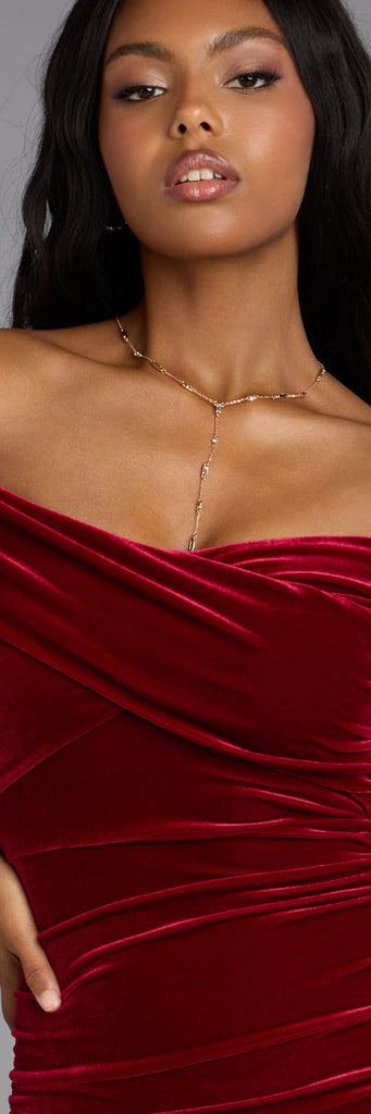 Velvet Off-The-Shoulder Ruched Mermaid Formal Dress